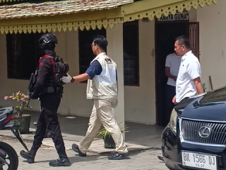 Kantor Disdik Langkat Digeledah KPK